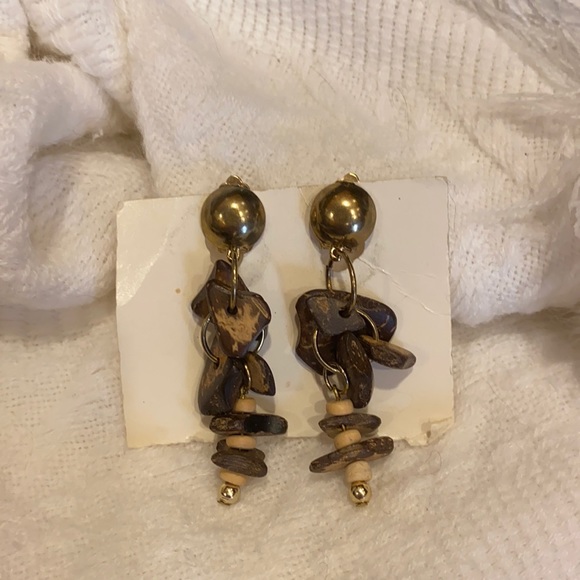 Brown & creme rock dangle clip earrings! NWT - Picture 1 of 9